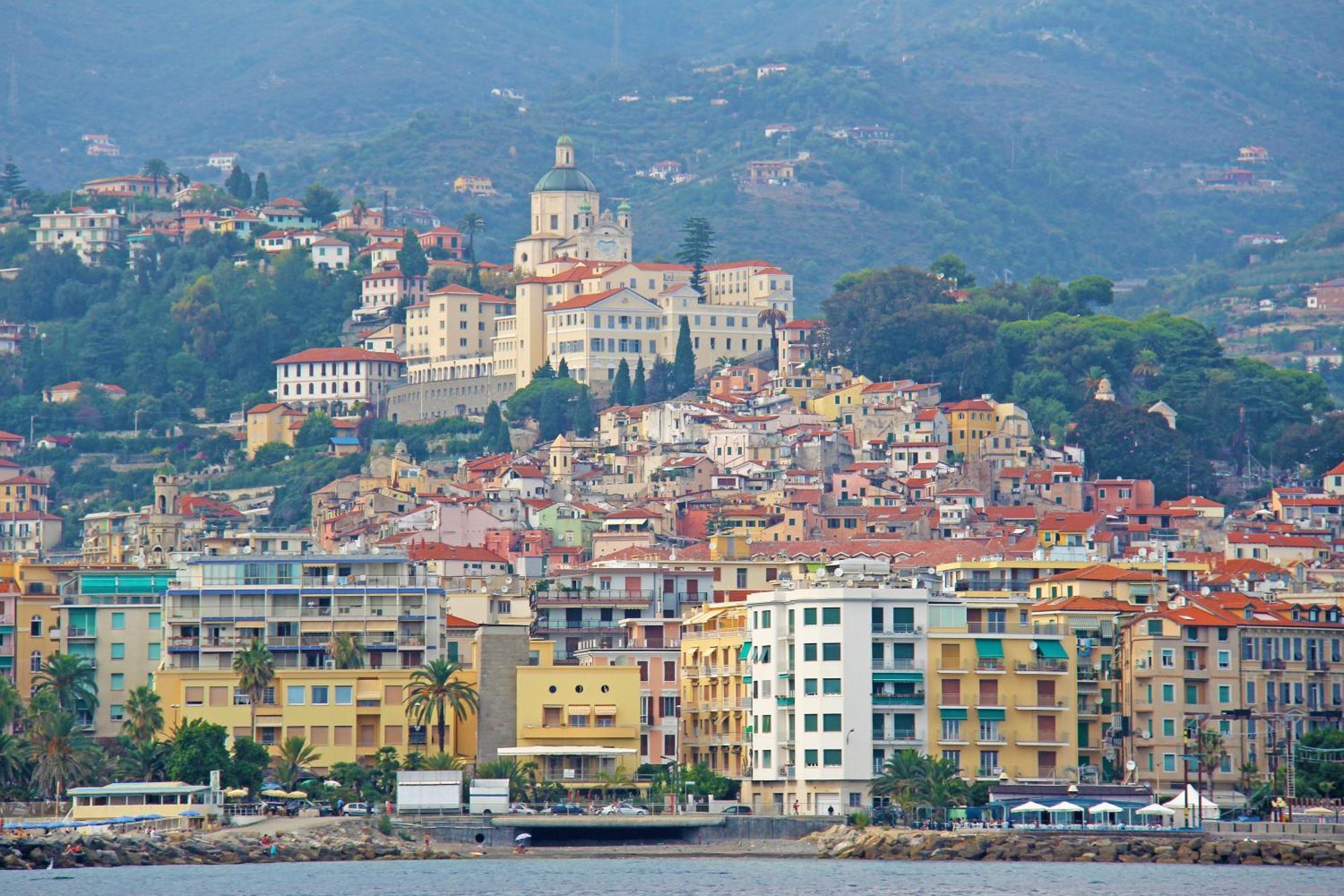 Heroes Apartment Sanremo Centro - Happy Rentals Kültér fotó